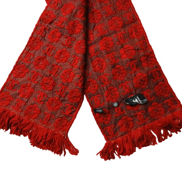 CHANEL Luxury Vintage VWT Red Rose Motif Cashmere Silk Fringed Shawl Wrap Scarf - Picture 8 of 15